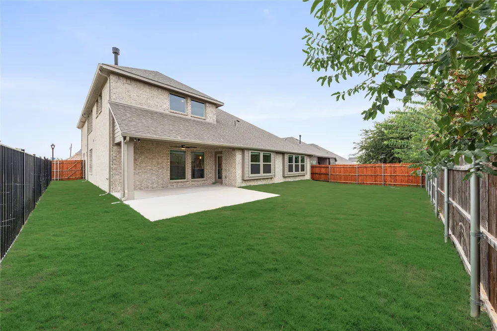 941 Cardinal Drive Midlothian, TX 76065