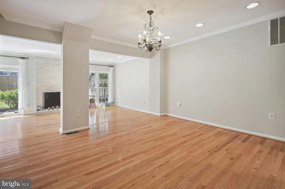 6412 NEEDLE LEAF DRIVE Rockville, MD 20852