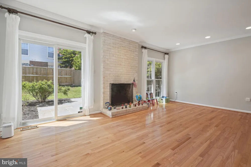 6412 NEEDLE LEAF DRIVE Rockville, MD 20852