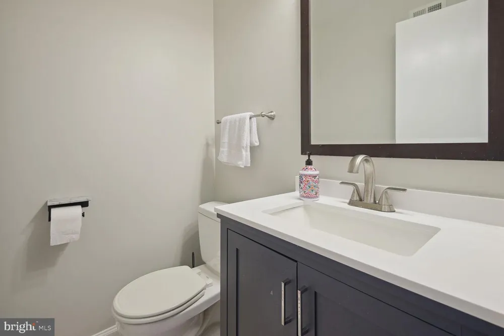 6412 NEEDLE LEAF DRIVE Rockville, MD 20852