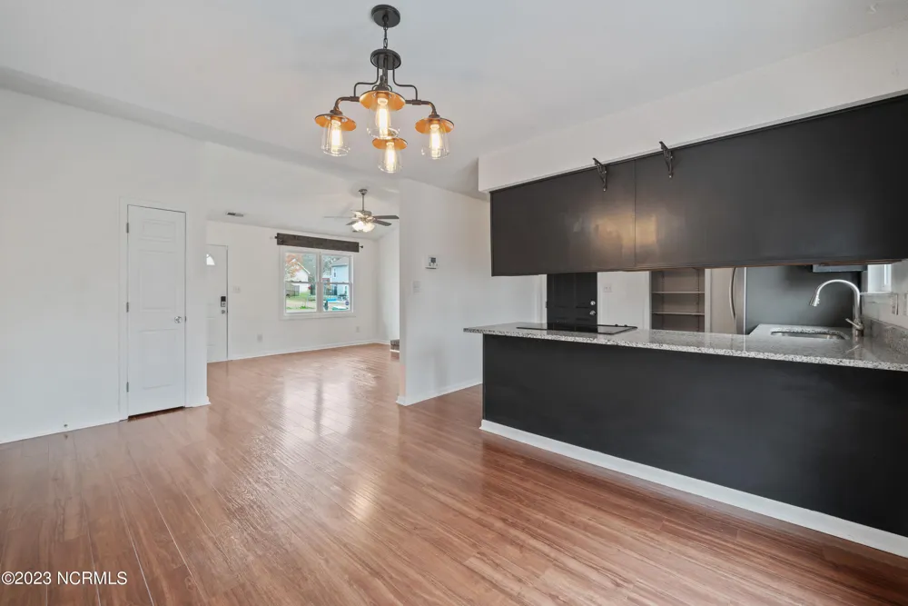 2654 Idlebrook Circle Midway Park, NC 28544