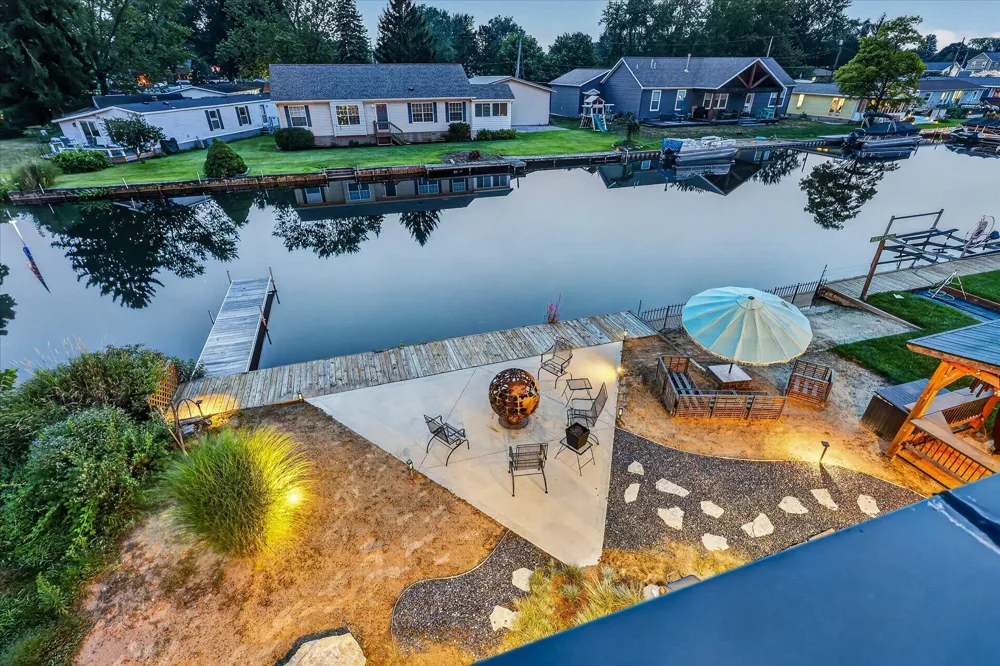 4382 Lynden Road Shelbyville, MI 49344