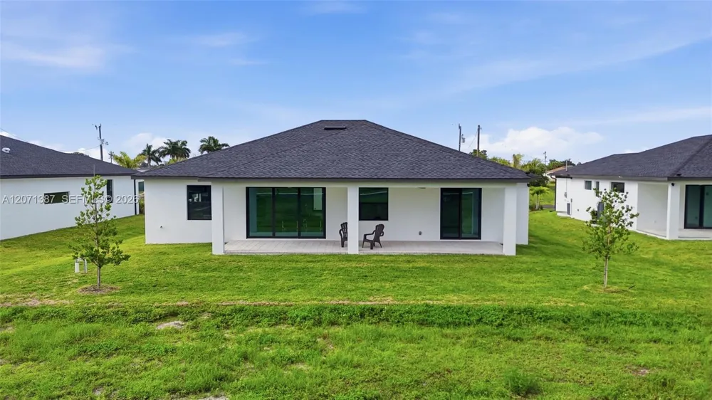 325 NE 15th Ter Other City - In The State Of Florida, FL 33909