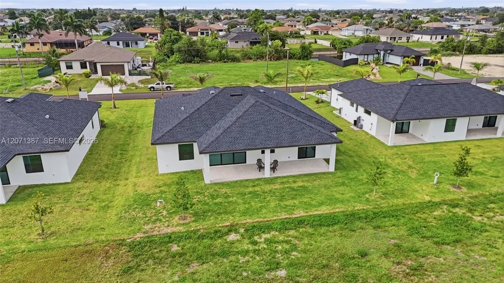 325 NE 15th Ter Other City - In The State Of Florida, FL 33909