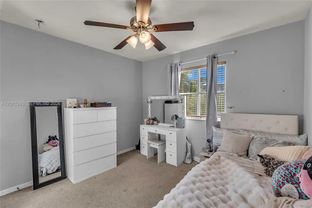 1810 SW 91st Ave Miramar, FL 33025