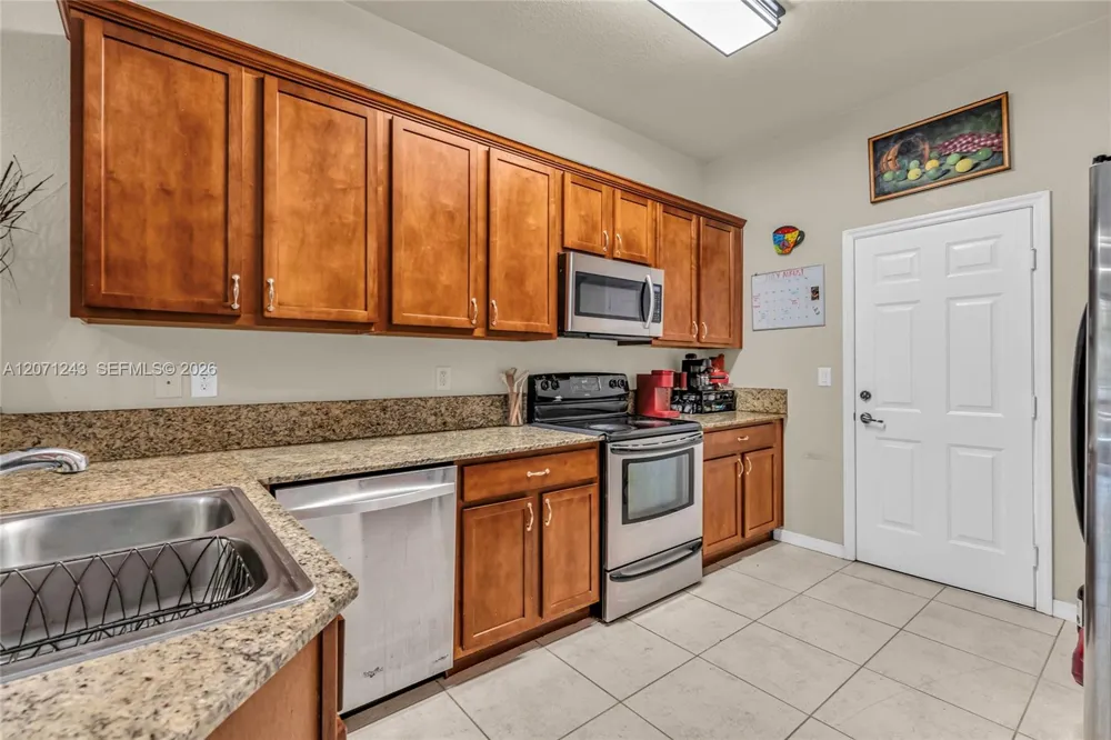 1810 SW 91st Ave Miramar, FL 33025