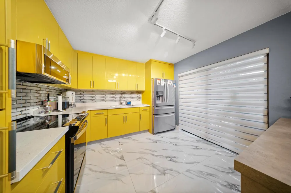 1524 FOREST LAKES CIRCLE #A West Palm Beach, FL 33406