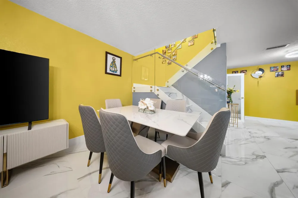 1524 FOREST LAKES CIRCLE #A West Palm Beach, FL 33406