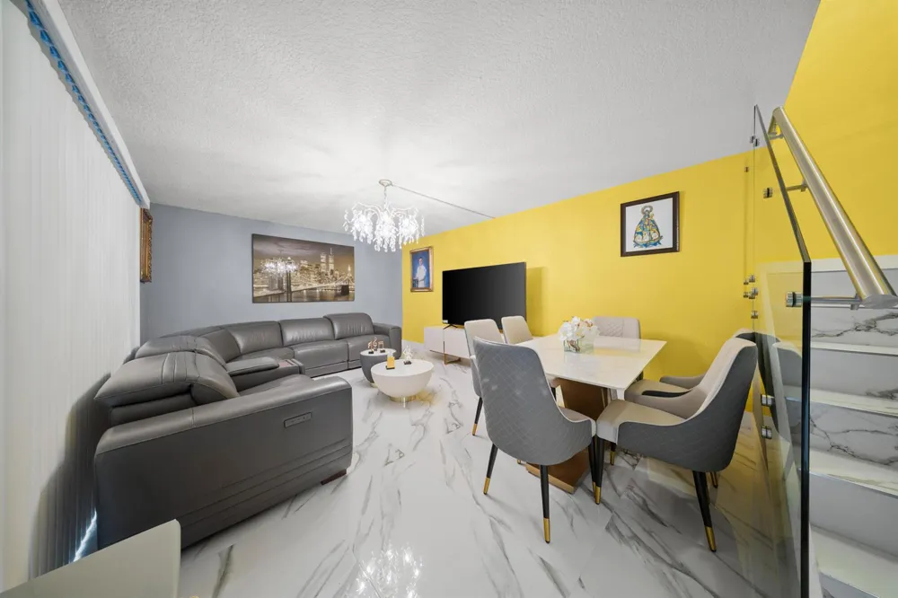 1524 FOREST LAKES CIRCLE #A West Palm Beach, FL 33406