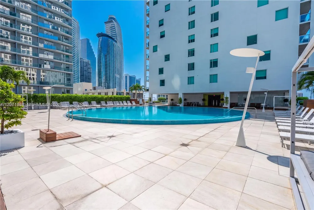 55 SE 6th St #1205 Miami, FL 33131