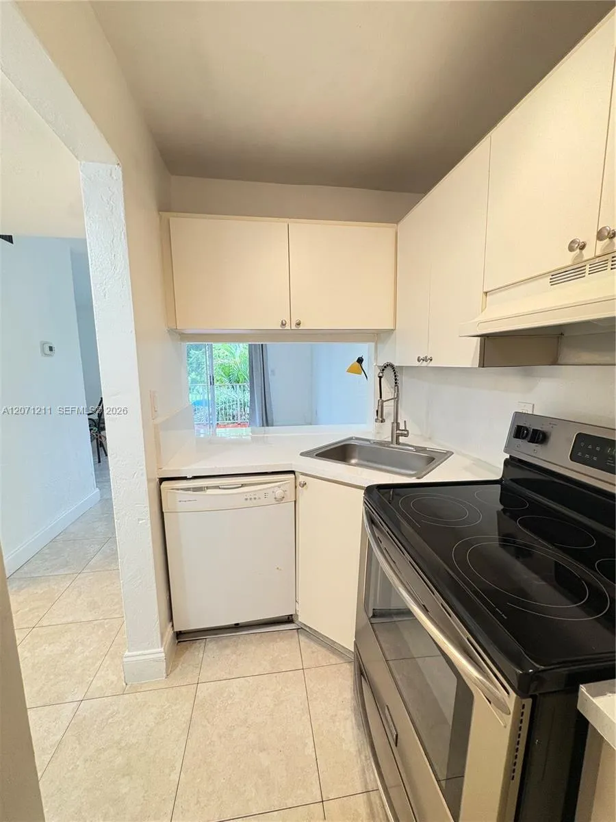 7403 SW 82nd St #207N Miami, FL 33143