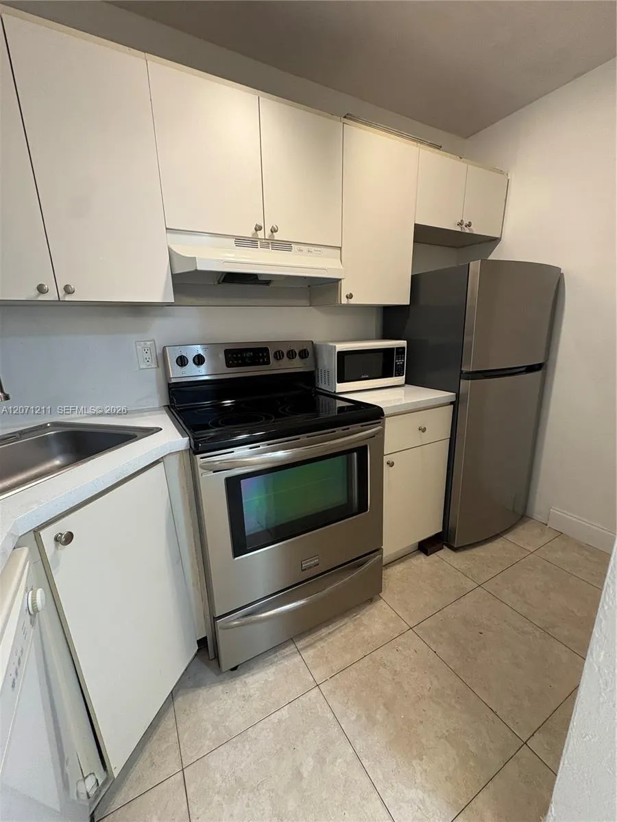7403 SW 82nd St #207N Miami, FL 33143