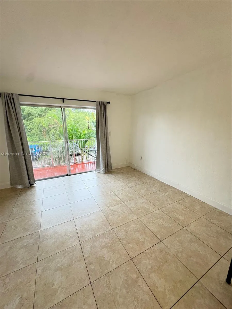 7403 SW 82nd St #207N Miami, FL 33143