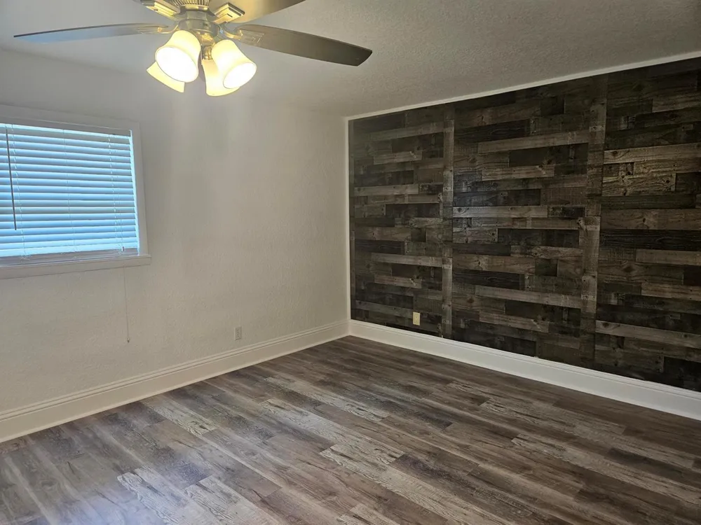 463 NW RAVENSWOOD LANE Port St. Lucie, FL 34983