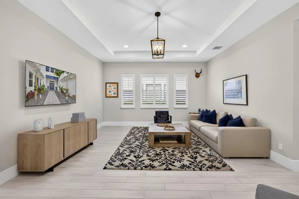 9364 Coral Isles Circle Palm Beach Gardens, FL 33412