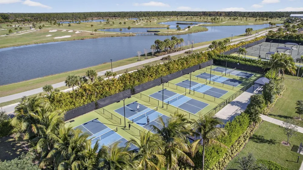 9364 Coral Isles Circle Palm Beach Gardens, FL 33412