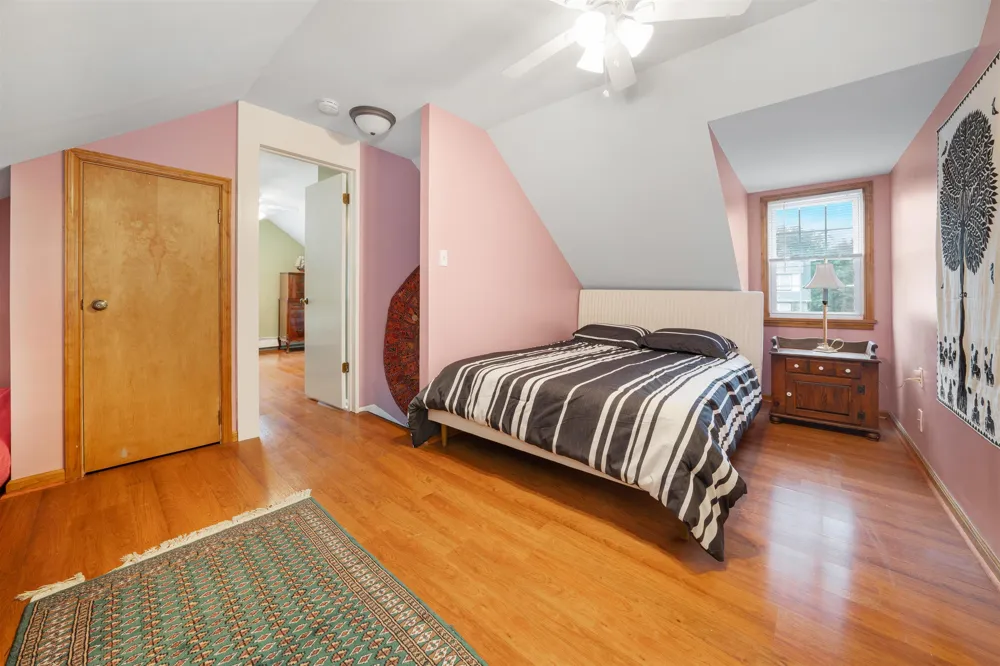 303 E Shell Bay Avenue Cape May Court House, NJ 08210