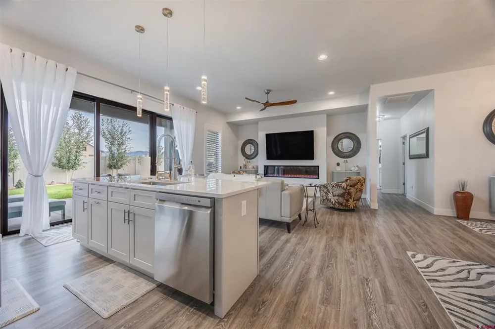 3513 Ashberry Street Montrose, CO 81401