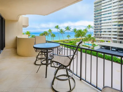 4001 Gulf Shore Boulevard #302