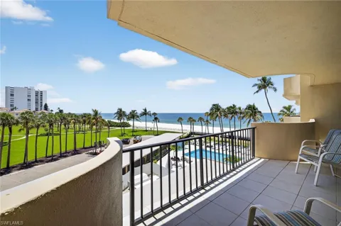 4001 Gulf Shore Boulevard #303