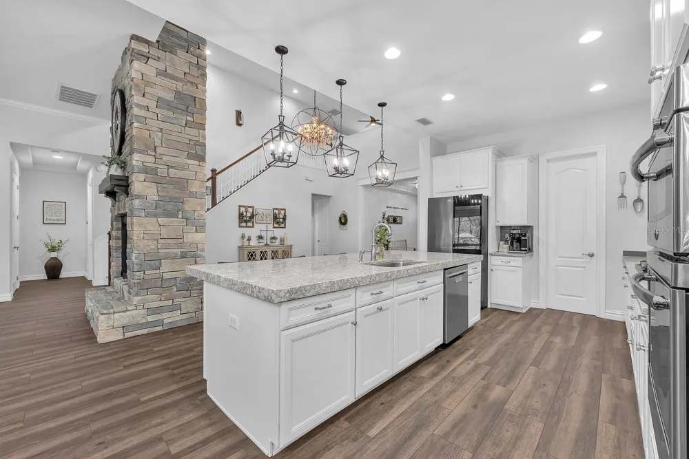 5202 ALAFIA FALLS DRIVE Lithia, FL 33547
