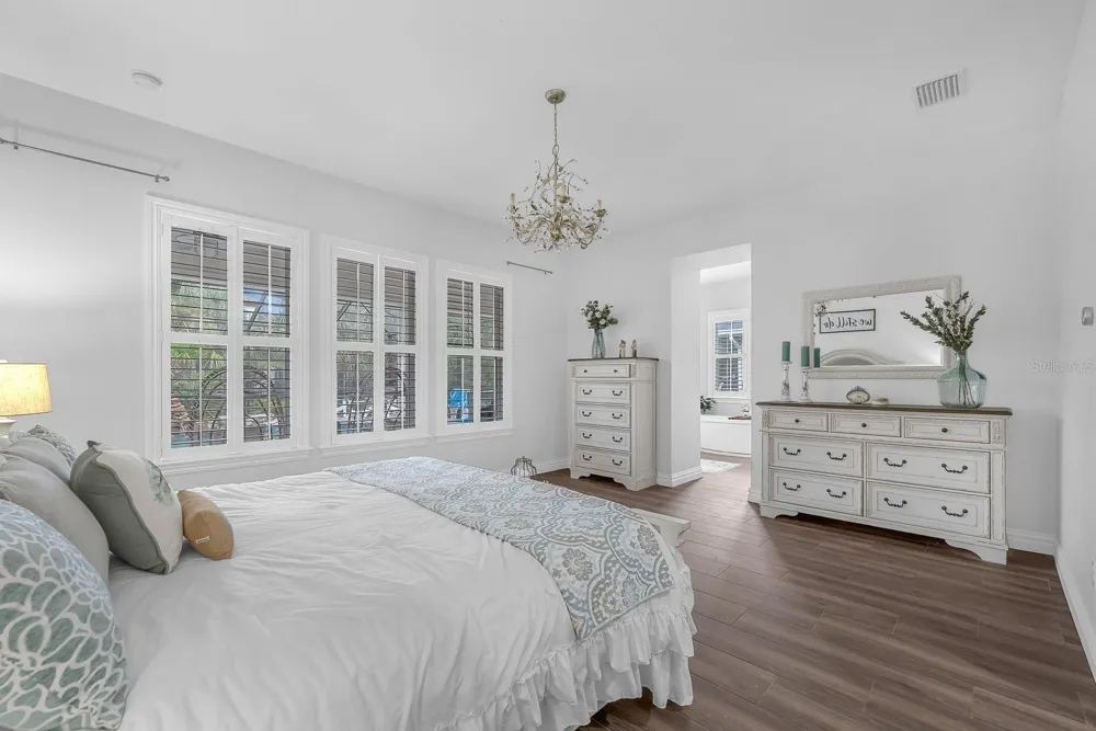 5202 ALAFIA FALLS DRIVE Lithia, FL 33547