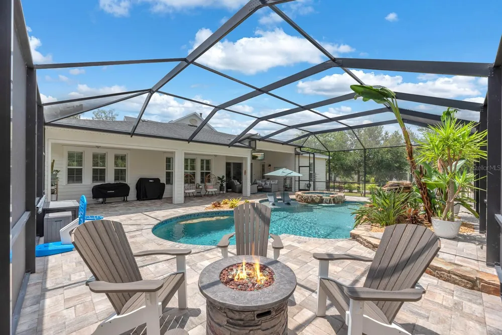 5202 ALAFIA FALLS DRIVE Lithia, FL 33547