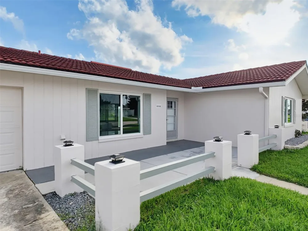 4044 HEADSAIL DRIVE New Port Richey, FL 34652