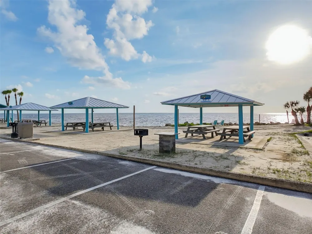 4044 HEADSAIL DRIVE New Port Richey, FL 34652