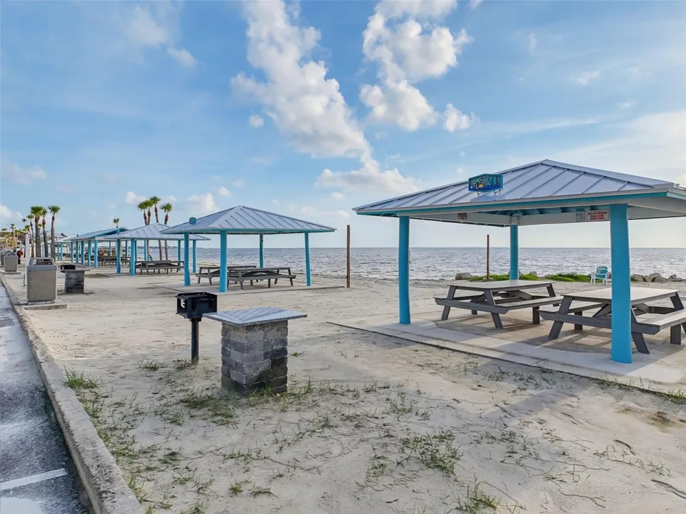 4044 HEADSAIL DRIVE New Port Richey, FL 34652