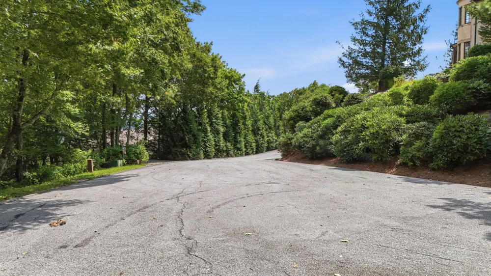 454 Upper Brushy Face Road Highlands, NC 28741
