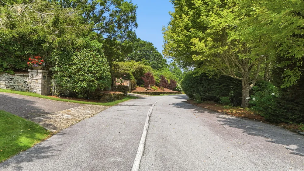 454 Upper Brushy Face Road Highlands, NC 28741