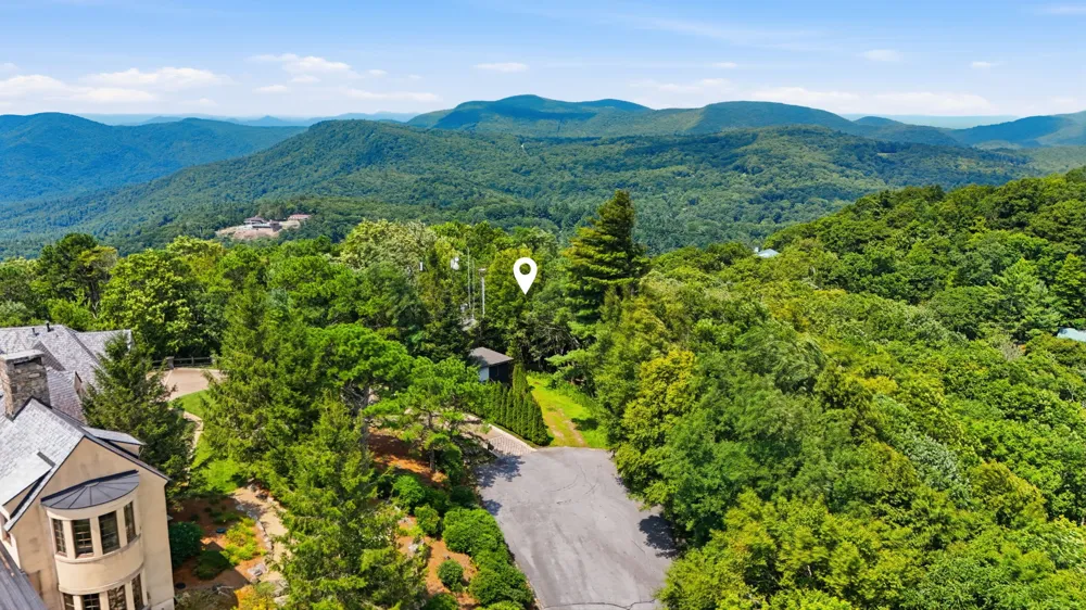 454 Upper Brushy Face Road Highlands, NC 28741