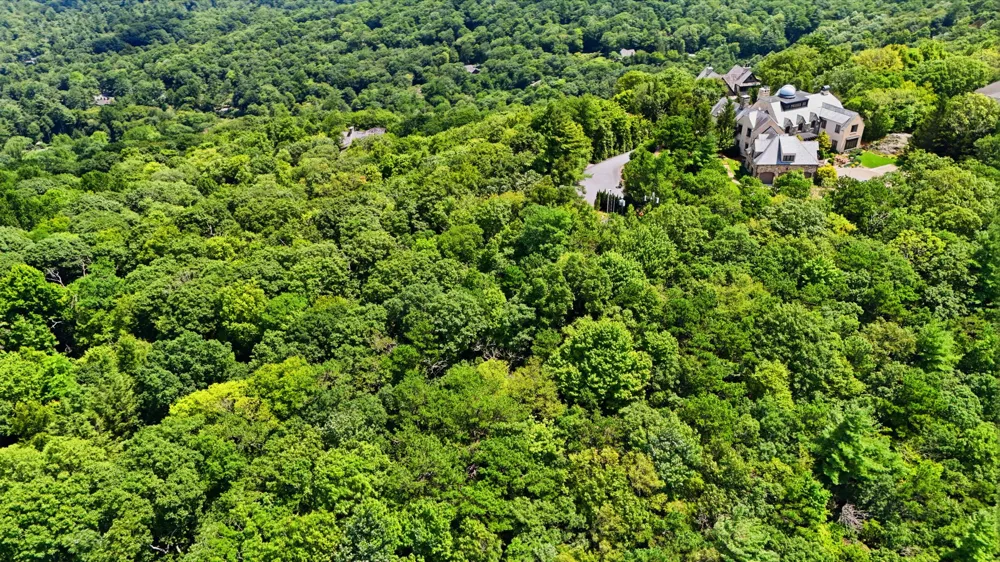 454 Upper Brushy Face Road Highlands, NC 28741