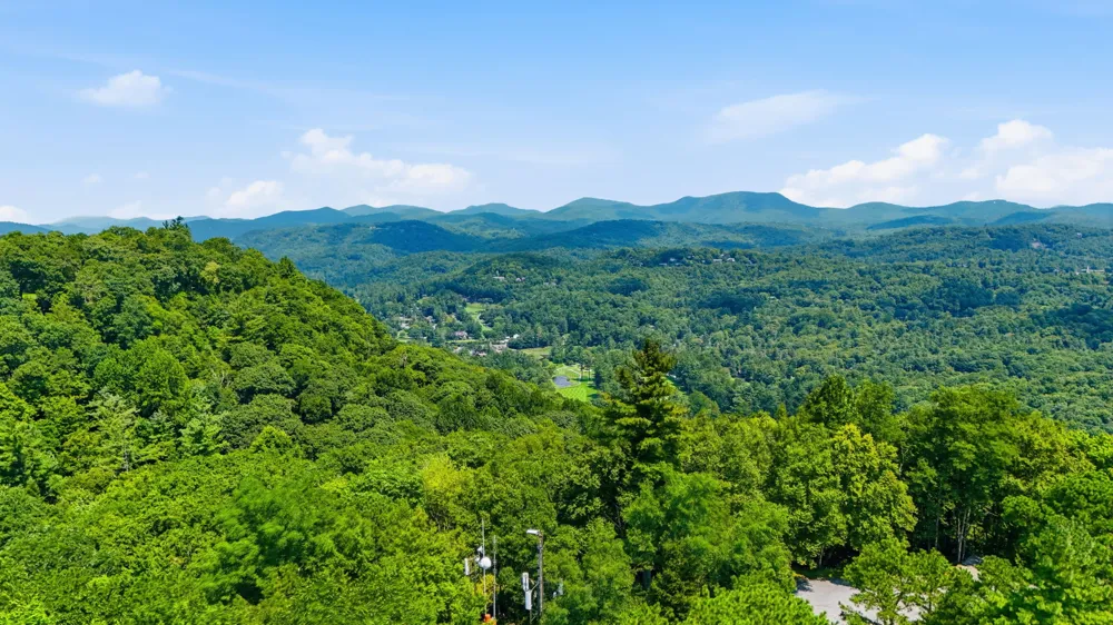 454 Upper Brushy Face Road Highlands, NC 28741