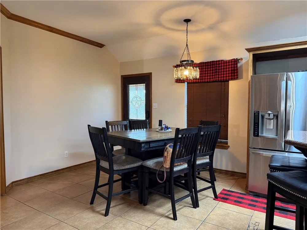 911 SW 11th Street Premont, TX 78375