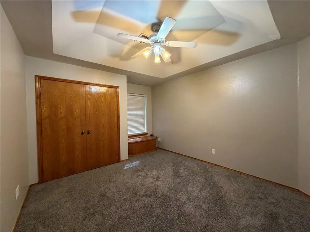 911 SW 11th Street Premont, TX 78375