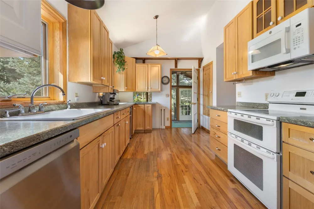15 Valverdant Circle Steamboat Springs, CO 80487