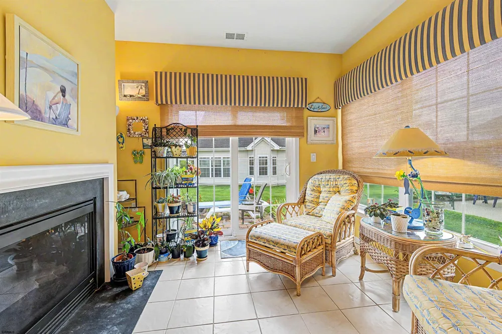 202 Lander Road Egg Harbor Township, NJ 08234