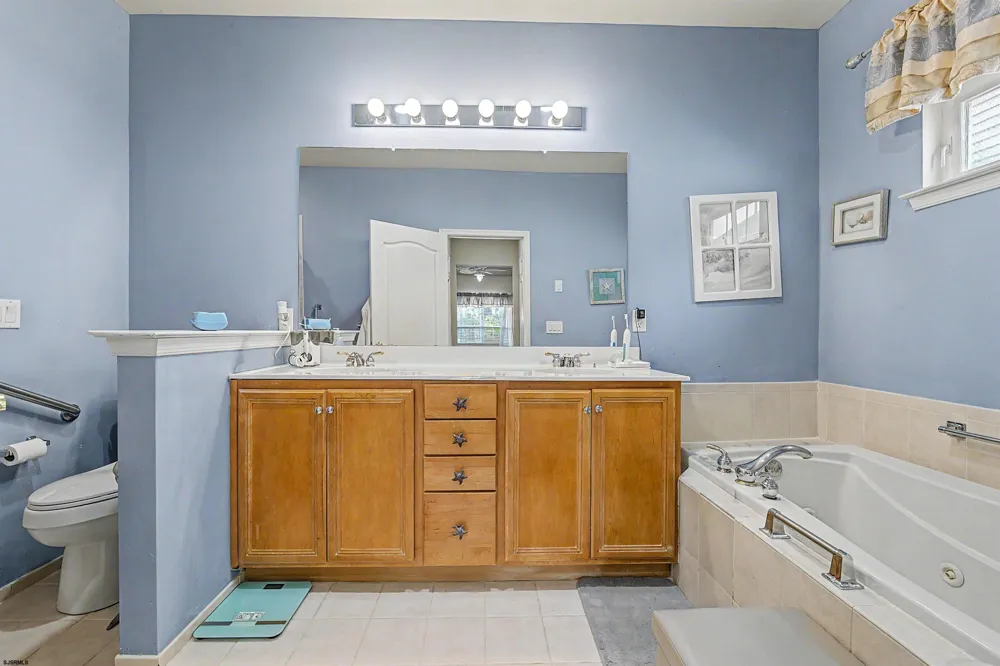 202 Lander Road Egg Harbor Township, NJ 08234