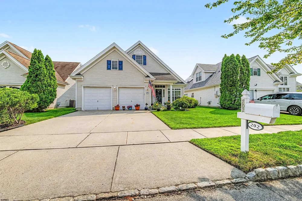 202 Lander Road Egg Harbor Township, NJ 08234