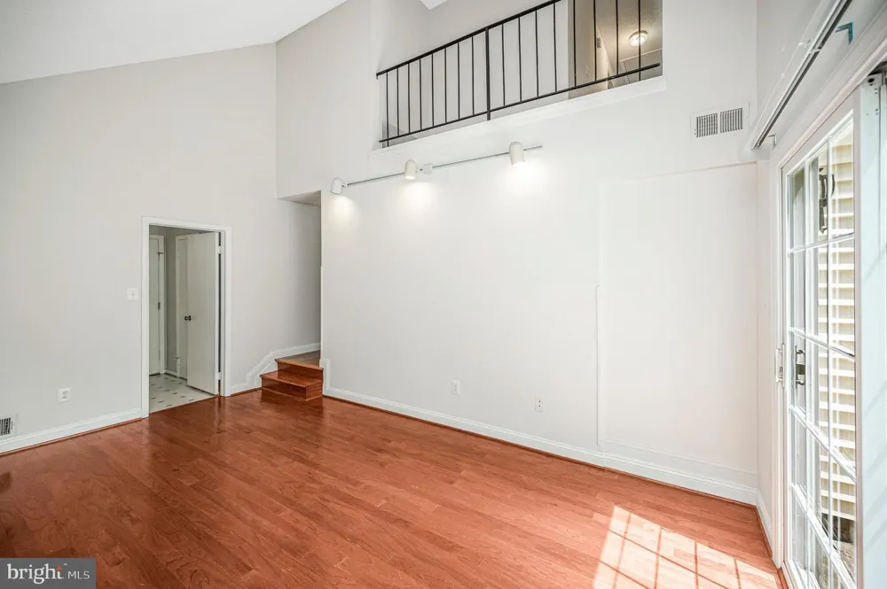 108 PLUM TREE COURT Sterling, VA 20164