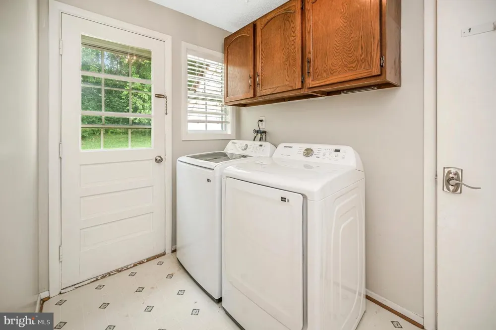 108 PLUM TREE COURT Sterling, VA 20164