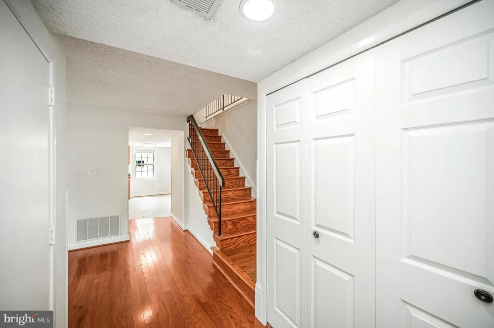 108 PLUM TREE COURT Sterling, VA 20164