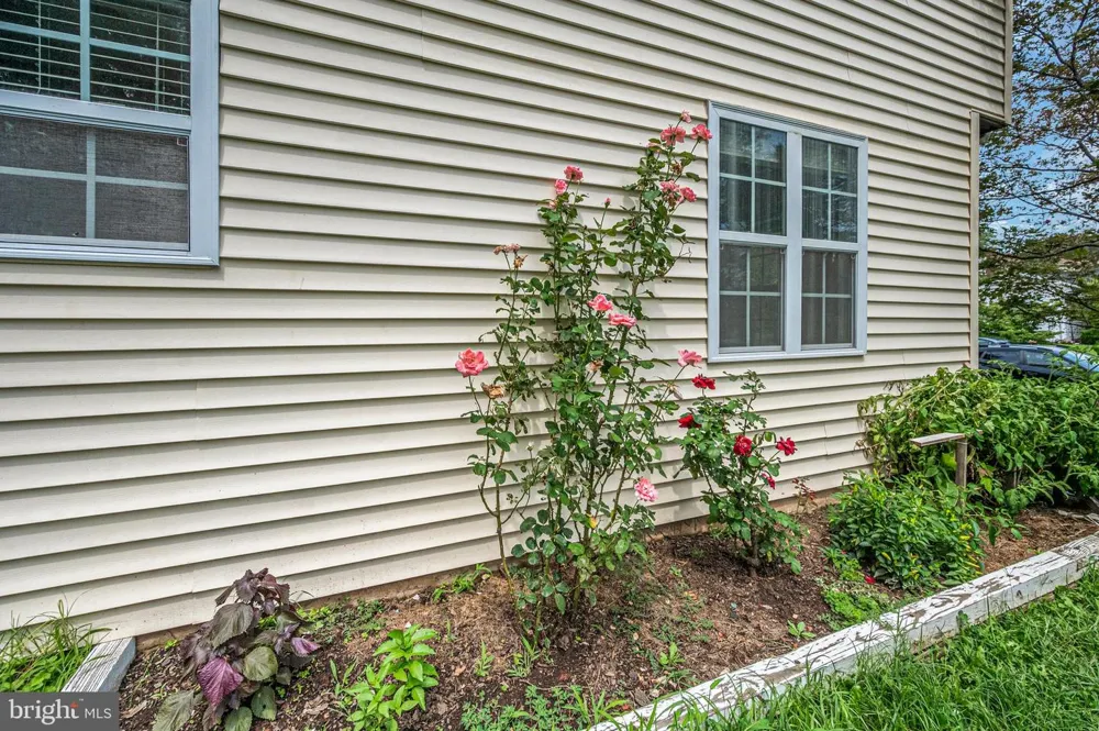 108 PLUM TREE COURT Sterling, VA 20164