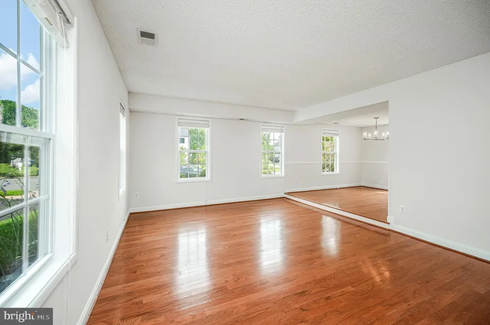 108 PLUM TREE COURT Sterling, VA 20164