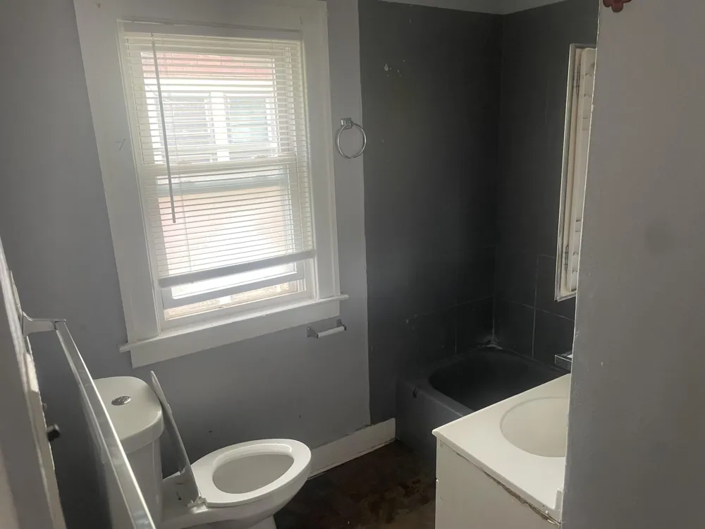 5793 Yorkshire Road Detroit, MI 48224