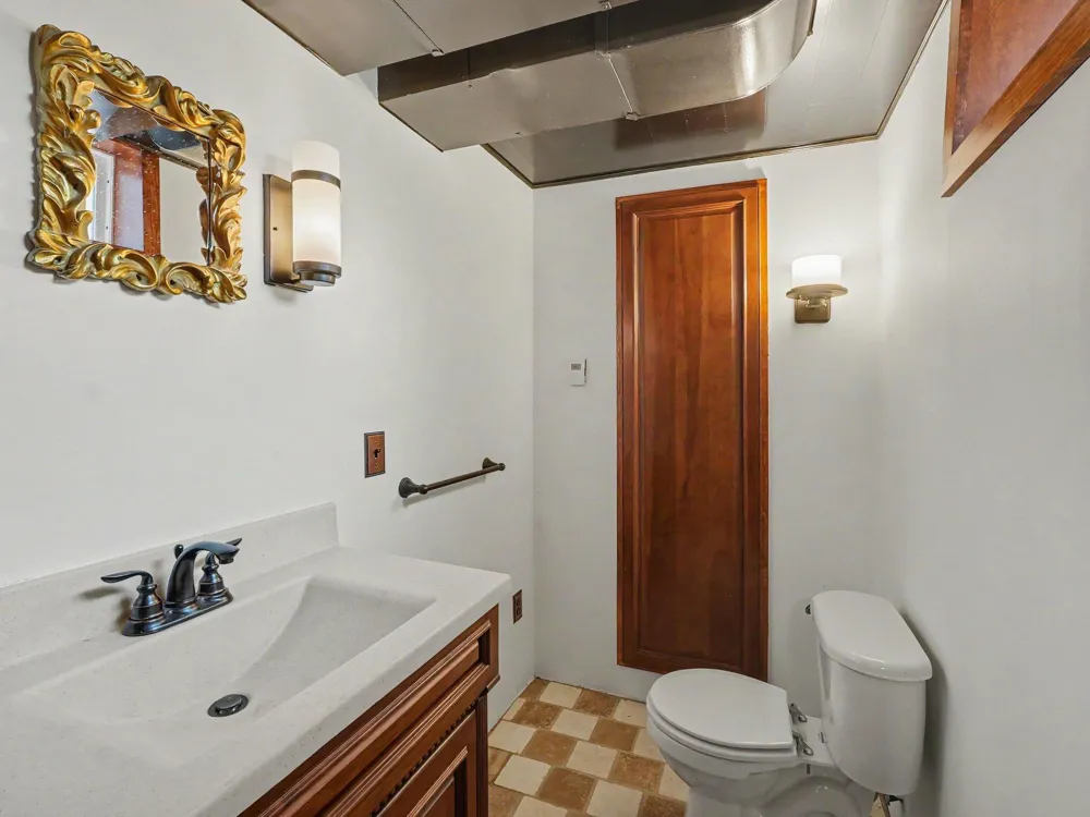 903 Briarcliff Road Jackson, MI 49203