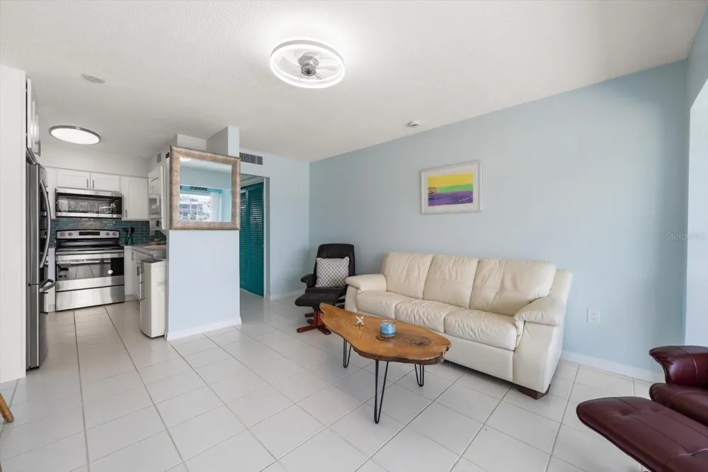 599 WESTWINDS DRIVE #9 Palm Harbor, FL 34683