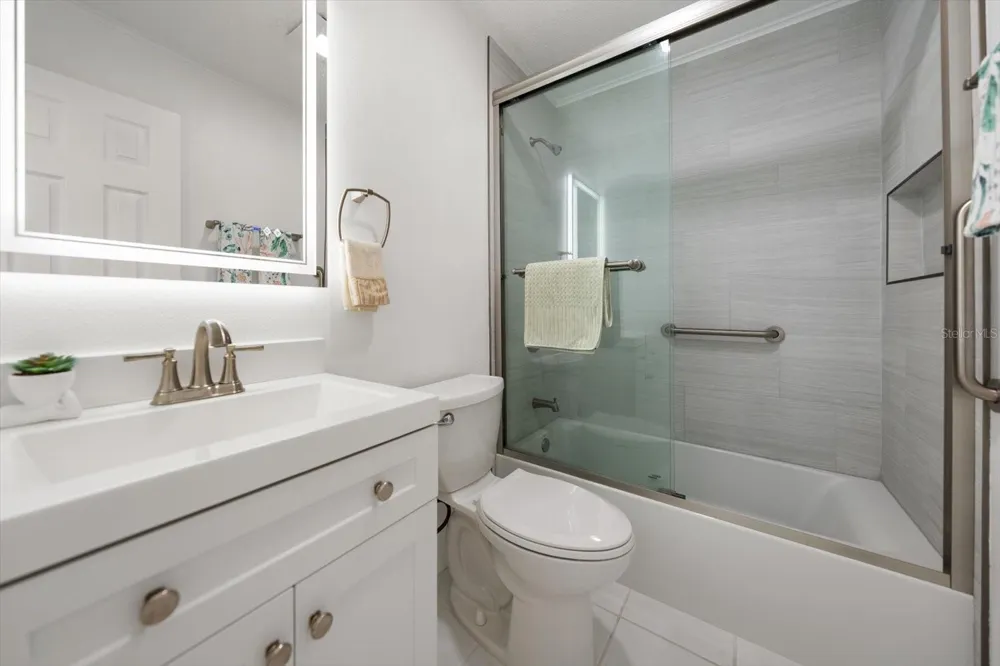 599 WESTWINDS DRIVE #9 Palm Harbor, FL 34683